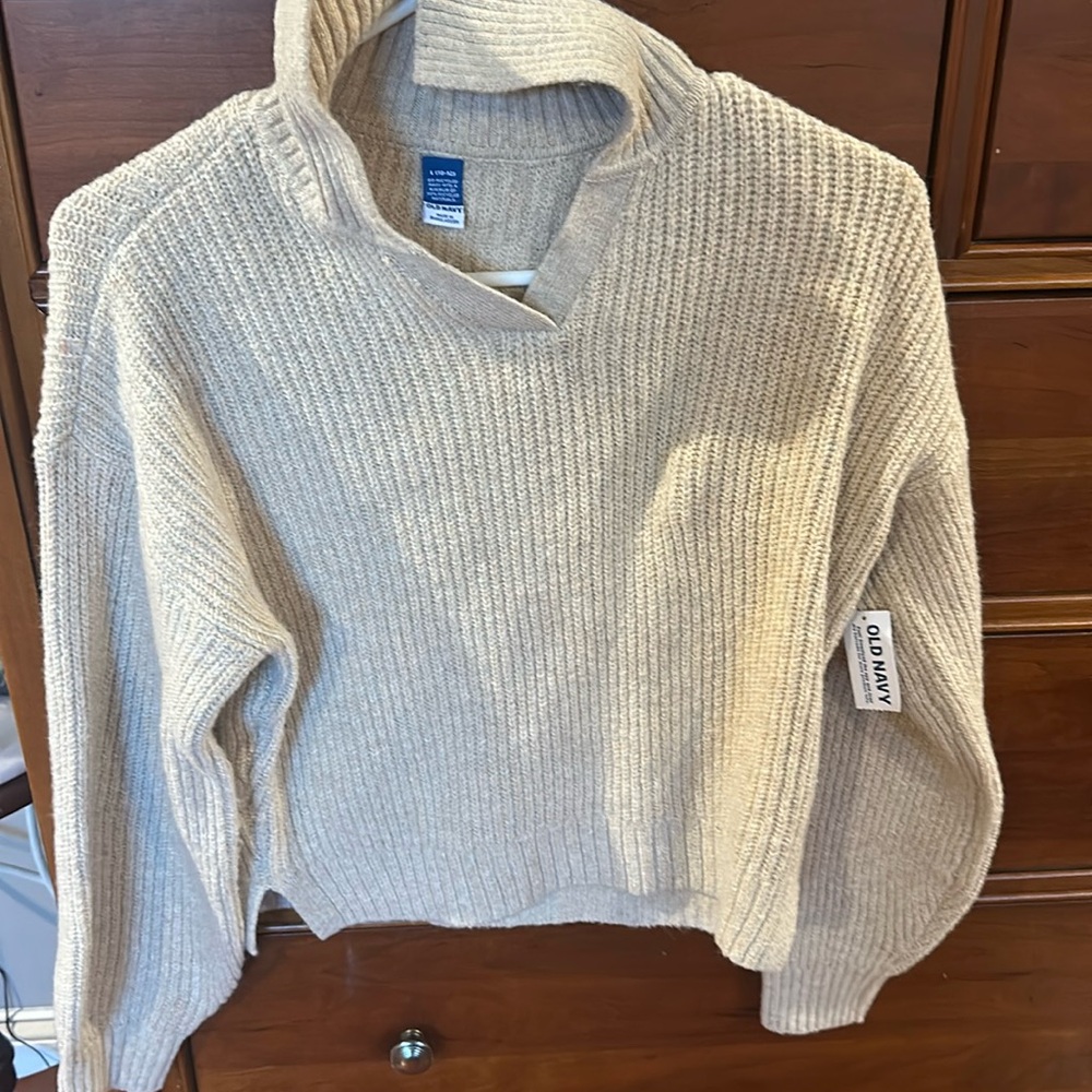 Old Navy girls sweater